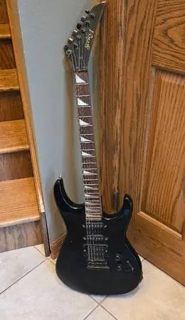 Series 4 Electric Guitar