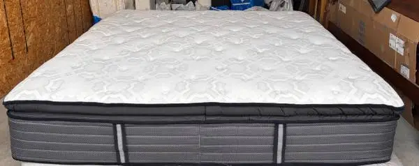Sealy Posturepedic Premium King size TOP Mattress ONLY; Exc Cond.