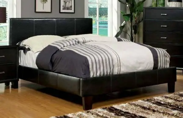 Queen mattress and playform bed combo