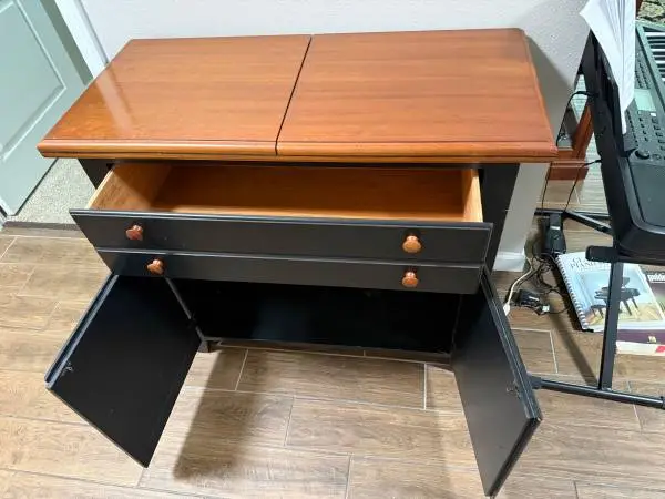 Hallway display table / bar