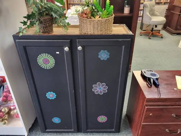 2-Drawer Cabinet