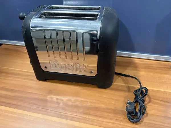 Dualit 2-Slice Toaster Black and Chrome