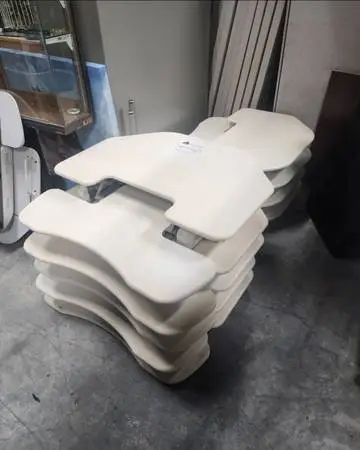 36 WHITE CUBECORNER VARIDESK