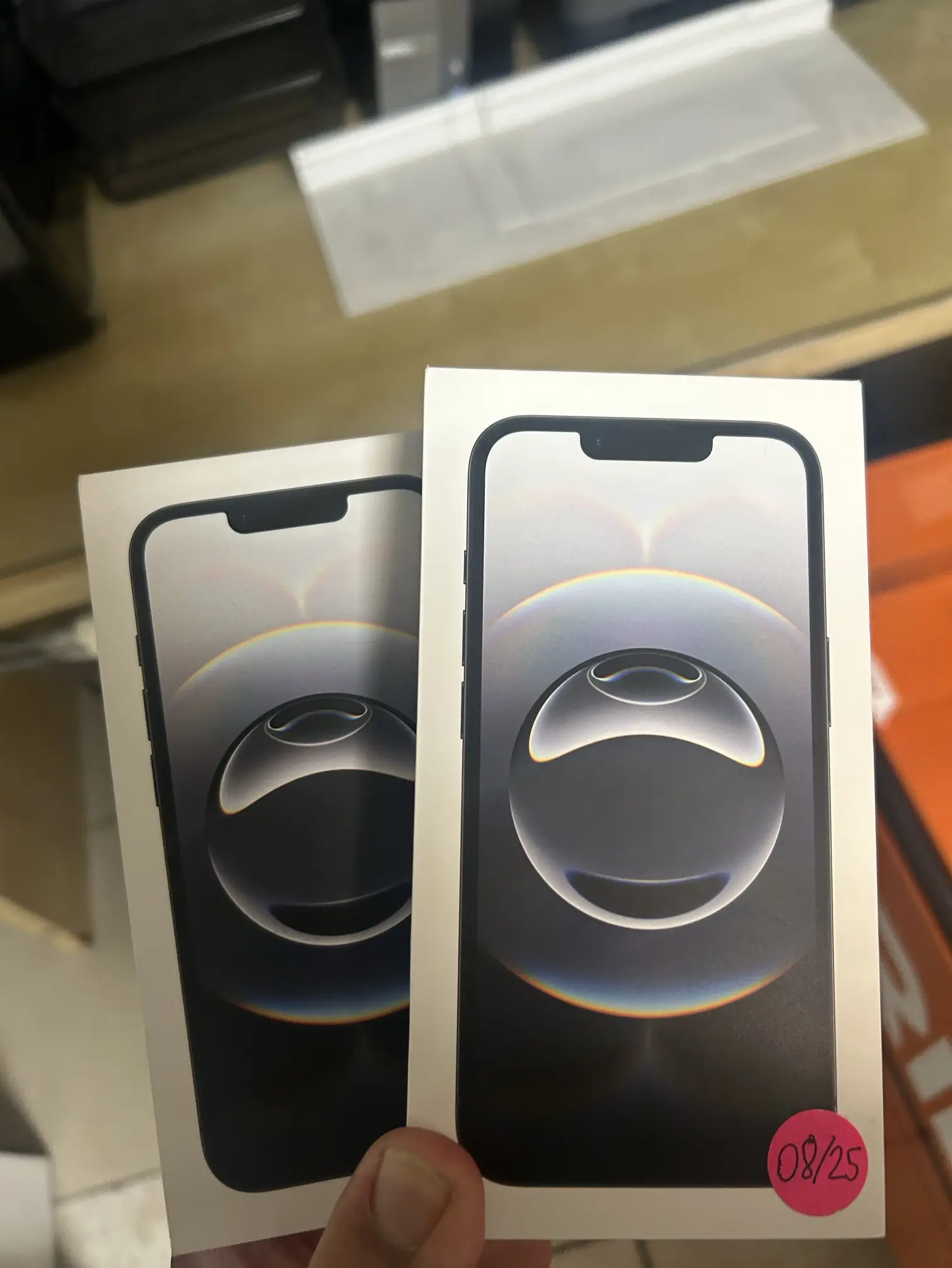 2 iphone 16E