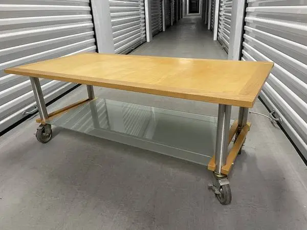Modern TV/Media Cart w/Shelf