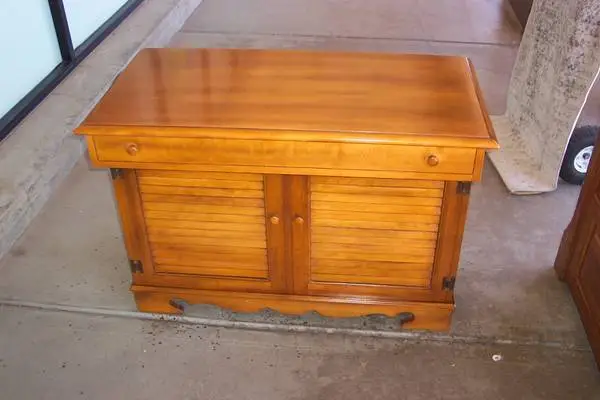 Lane deep hope chest / blanket chest