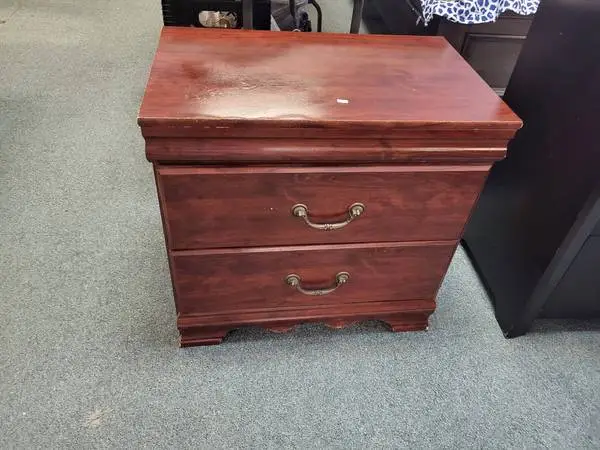 2-Drawer Night Stand