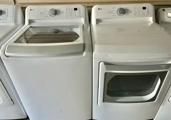 LG Heavy Duty Washer and Electric Dryer Set