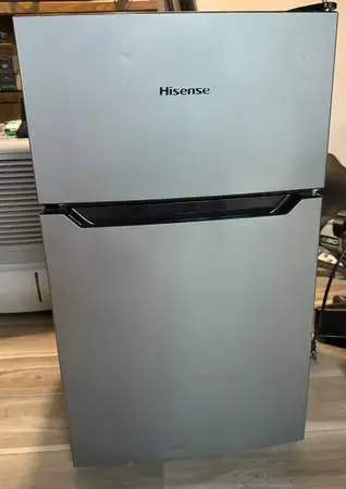 Hisense mini refrigerator with freezer on top -- Great shape