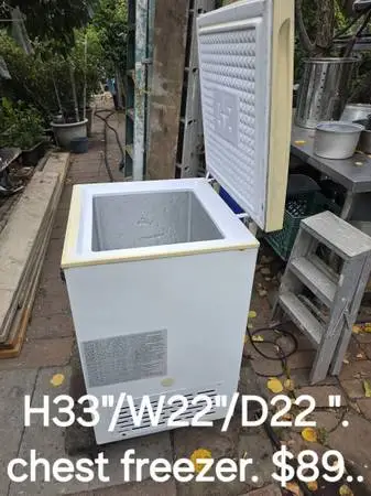 Chest freezers