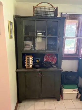 Primative Hutch, antiques & Nice Kitchen Stuff