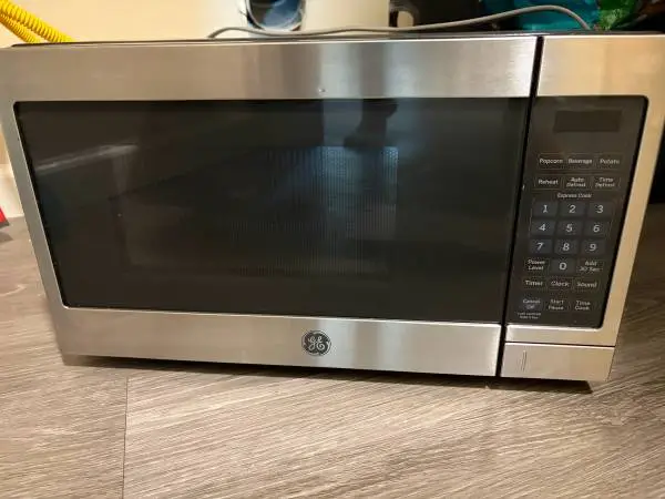 GE microwave