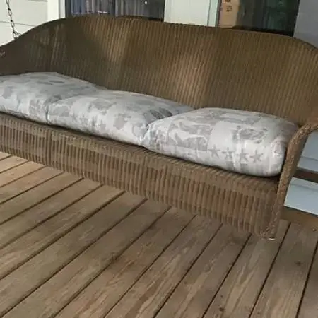 Lloyd Flanders All Season Love Seat Wicker Porch Swing w/Cushion