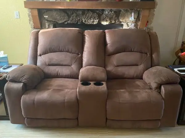 Comfy love seat recliner