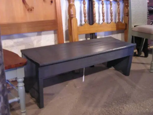 SOLID OAK BENCH!