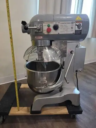 Black diamond planetary mixer PM 20
