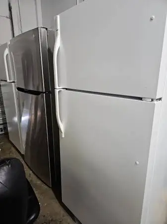 Refrigerator. Delivery MN. IA. WI