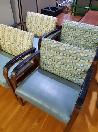 4 bariatric chairs. Commercial grade.