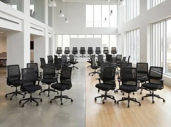 🪑 Steelcase Think Task Chair — Built to Move the Way You Do