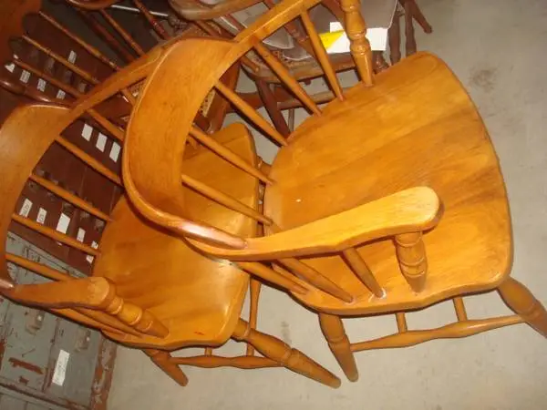 2 wood arm chairs, / 2 vintage chairs / 2chairs