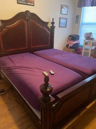 King size bed with adjustable Tempur-pedic mattresses