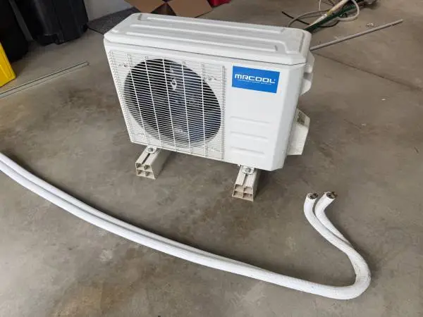 Mr. Cool Advantage 9,000BTU Mini Split (Non-DIY)