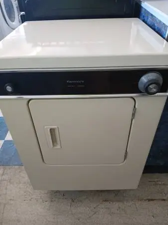 ~~~~~~> Kenmore 110volt portable 24 in. electric dryer
