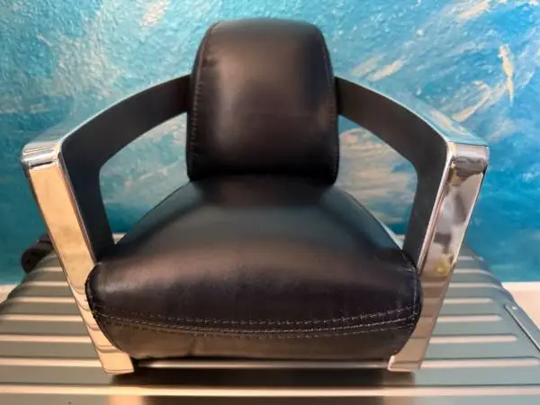 TIMOTHY OULTON MINI MARS CHAIR