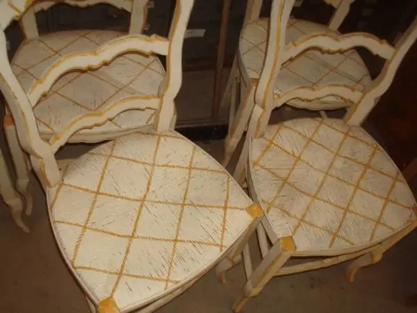 8 white rush seat chairs