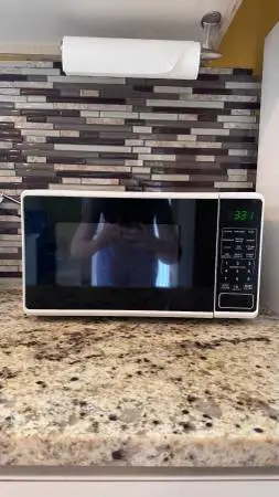 Microwave 700W