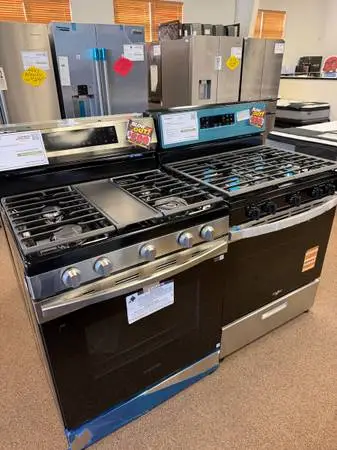 NEW GE/Whirlpool/Samsung Gas Ranges $599