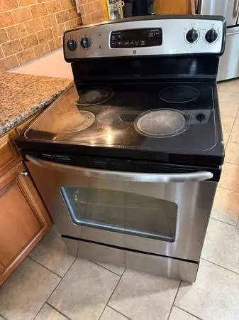 GE electric stove