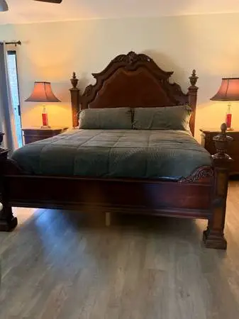 Cal- King Size Bed With Intricate Wood-Carved Accents