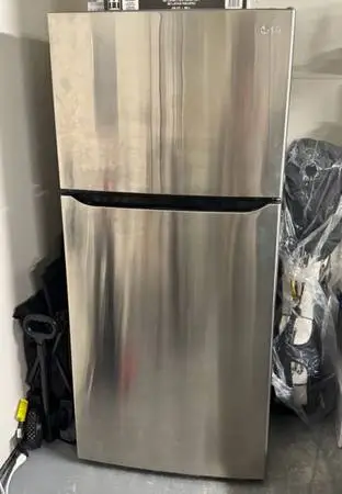 LG apartment size refrigerator