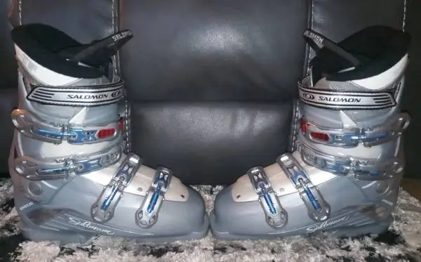 Salomon Irony Breeze Ski boots womens size 9 9.5 26.5 mondo