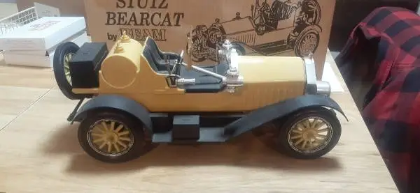 Jim Beam Stutz Bearcat decanter