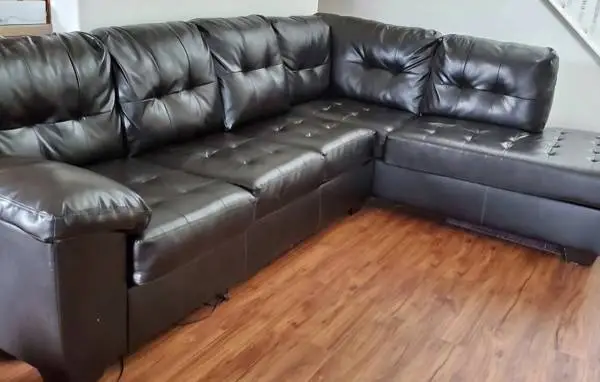 Sectional couch