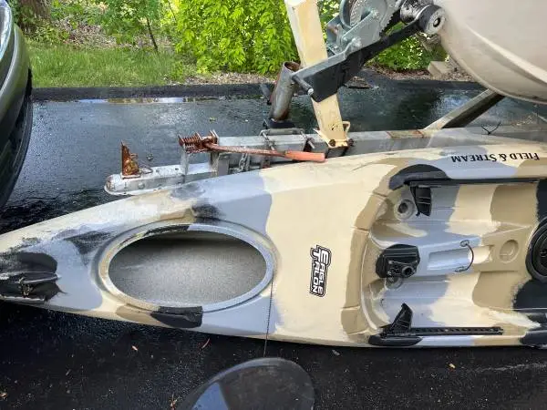 Fishing kayak