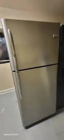 20.6 Cu. ft Frigidaire Gallery Top Freezer Refrigerator