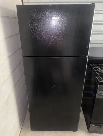 Black Hotpoint Refrigerator And Freezer
