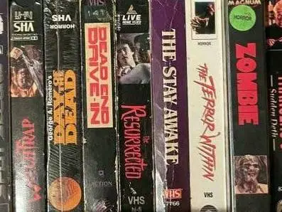 Wanting to buy huge lots of unwanted vhs even 1000s