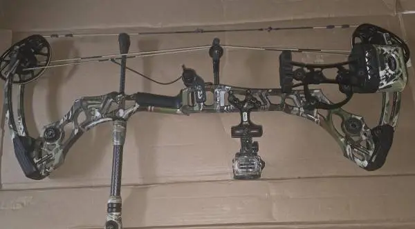 Mathews Avail RH compound bow