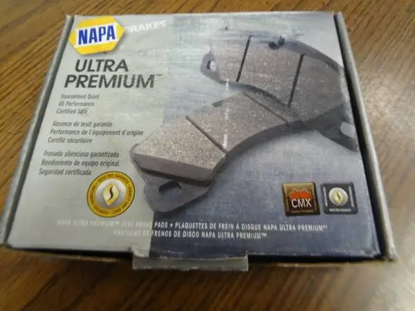 NAPA Premium front brake pads-Honda Civic 1998-11 Acura EL 97-03