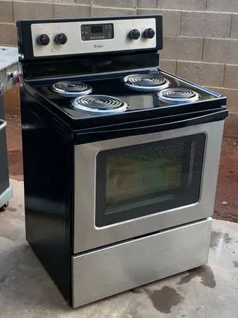 👉 BLACK STAINLESS ELECTRIC STOVE
