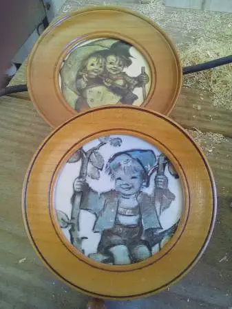 Hummel  music boxes