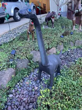 Awesome Metal Dinosaurs, yard art