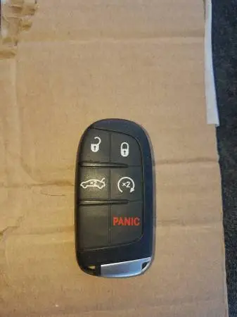 2011-2018 CHRYSLER 300 KEY PHOB5 BUTTON OEM