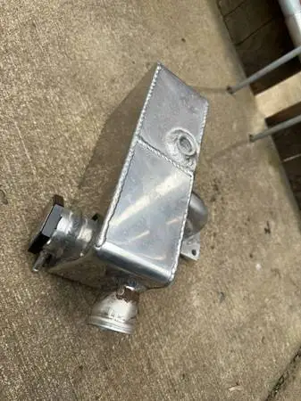 Ford FE Expansion tank