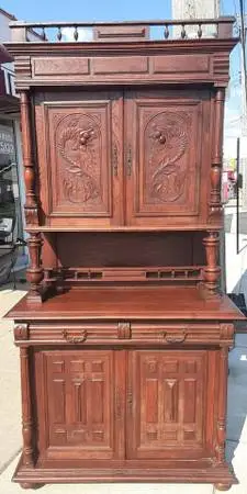 Antique Jacobean French Renaissance Hunt Cabinet Buffet / Sideboards