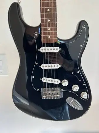 Fender stratocaster Gilmour gibson esp epiphone ibanez telecaster